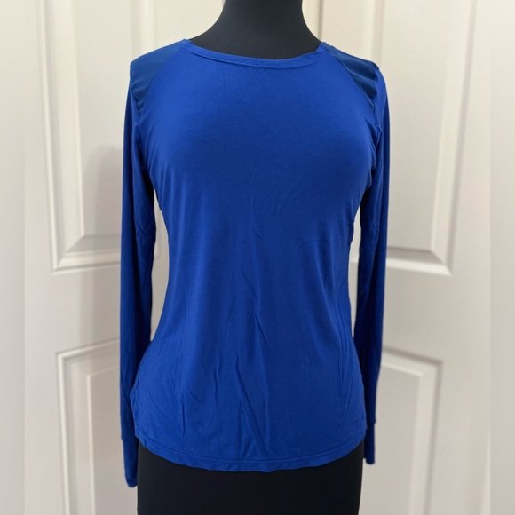 Nicole Miller Sport Split Back Top - Picture 3 of 14